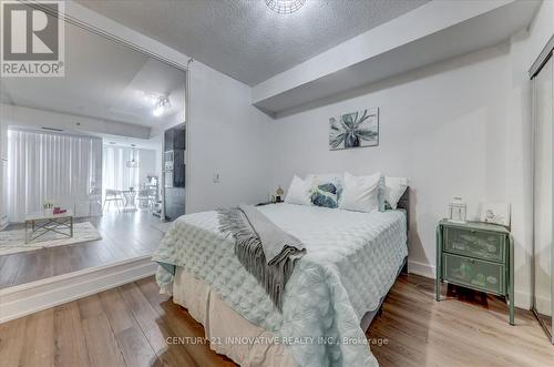 1711 - 318 Richmond Street W, Toronto, ON - Indoor Photo Showing Bedroom