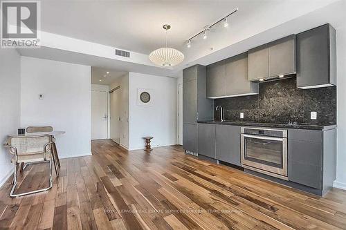 403 - 60 Colborne Street, Toronto, ON - Indoor Photo Showing Kitchen