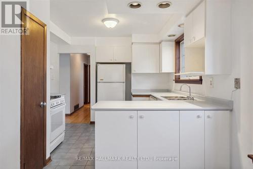 78 Eastville Avenue, Toronto, ON - Indoor Photo Showing Kitchen