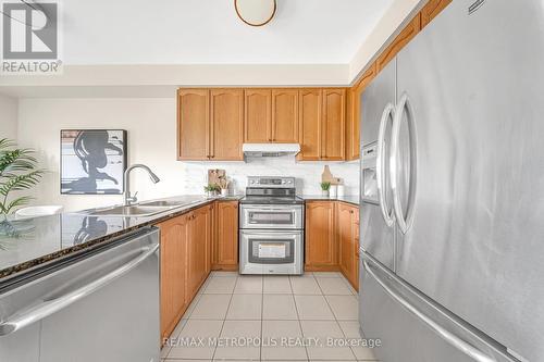 1773 Carousel Drive, Pickering, ON - Indoor Photo Showing Kitchen With Double Sink