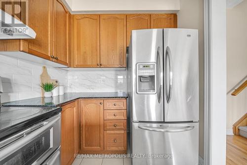 1773 Carousel Drive, Pickering, ON - Indoor Photo Showing Kitchen