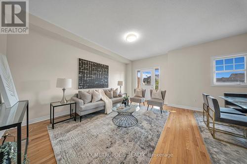 1773 Carousel Drive, Pickering, ON - Indoor Photo Showing Living Room