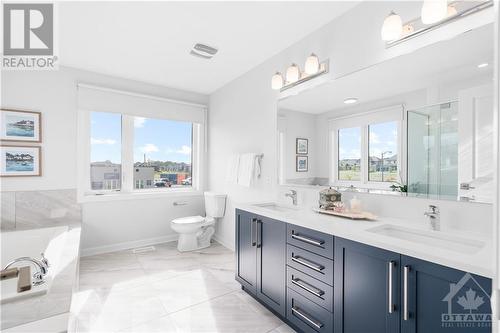 608 Bridgeport Avenue, Ottawa, ON - Indoor Photo Showing Bathroom