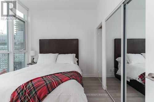 1014 - 120 Parliament Street, Toronto, ON - Indoor Photo Showing Bedroom