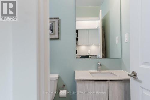 1014 - 120 Parliament Street, Toronto, ON - Indoor Photo Showing Bathroom