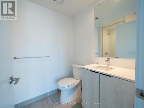 724 - 50 Power Street, Toronto, ON - Indoor Photo Showing Bathroom