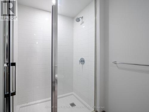 724 - 50 Power Street, Toronto, ON - Indoor Photo Showing Bathroom