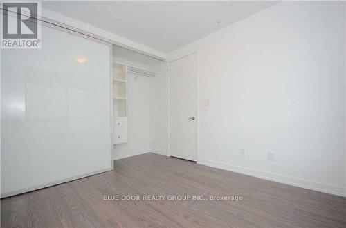 218 - 377 Madison Avenue, Toronto, ON - Indoor Photo Showing Other Room