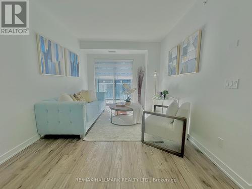 221 - 621 Sheppard Avenue E, Toronto, ON - Indoor Photo Showing Other Room