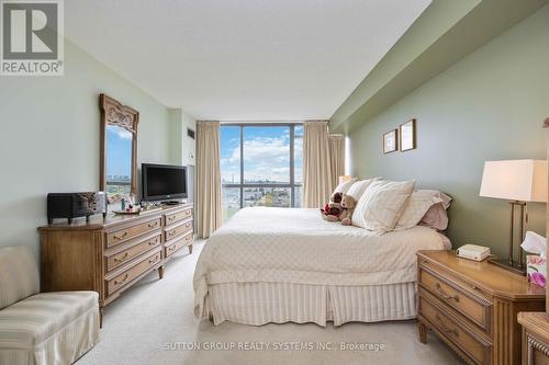 1708 - 131 Torresdale Avenue, Toronto, ON - Indoor Photo Showing Bedroom