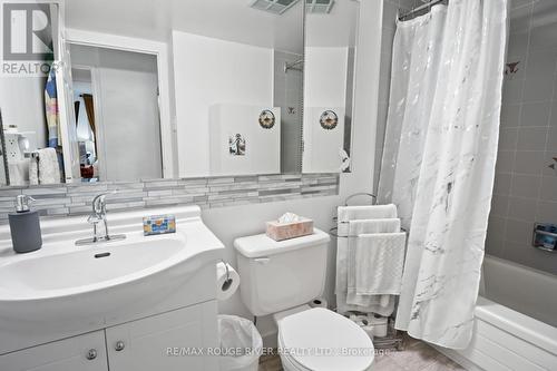 1202 - 100 County Court Boulevard, Brampton (Fletcher'S Creek South), ON - Indoor Photo Showing Bathroom