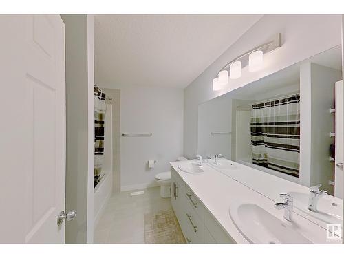 22614 99A Av Nw, Edmonton, AB - Indoor Photo Showing Bathroom