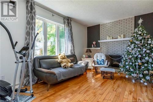 215 Spruce Street, Moncton, NB - Indoor Photo Showing Living Room