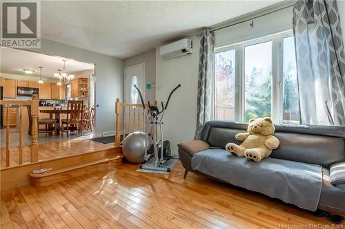 215 Spruce Street, Moncton, NB - Indoor Photo Showing Living Room