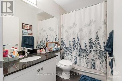 1702 - 245 Kent Street, Ottawa, ON - Indoor Photo Showing Bathroom