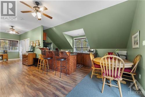 1096 Snye Road, White Lake, ON - Indoor Photo Showing Dining Room