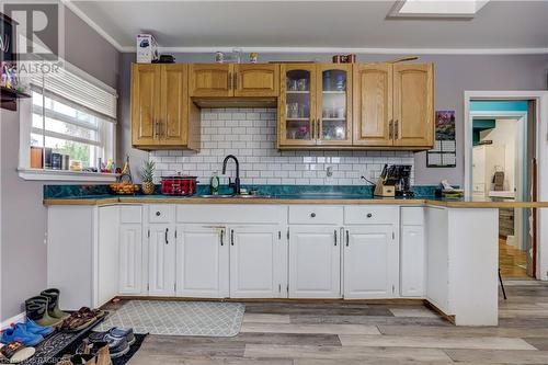 24 Mill Street, Tiverton, ON - Indoor Photo Showing Kitchen