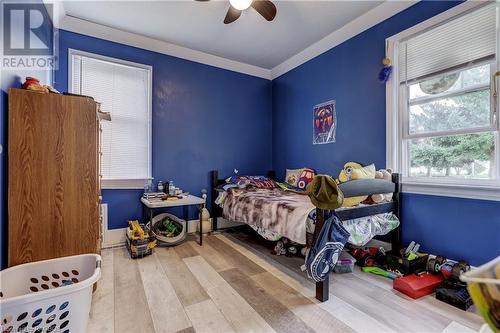 24 Mill Street, Tiverton, ON - Indoor Photo Showing Bedroom