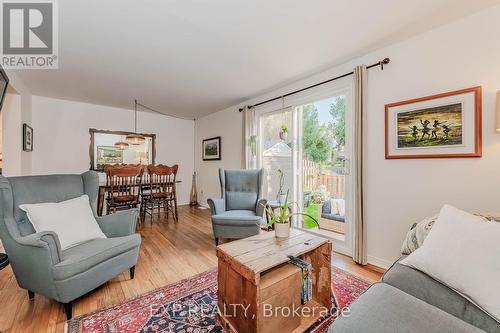 31 - 129 Victoria Road N, Guelph, ON - Indoor Photo Showing Living Room