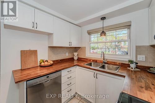 31 - 129 Victoria Road N, Guelph, ON - Indoor Photo Showing Kitchen With Double Sink