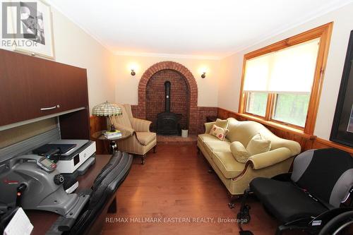 429 Round Lake Road, Havelock-Belmont-Methuen, ON - Indoor Photo Showing Other Room