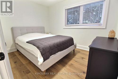 394 Lake Street, Grimsby, ON - Indoor Photo Showing Bedroom