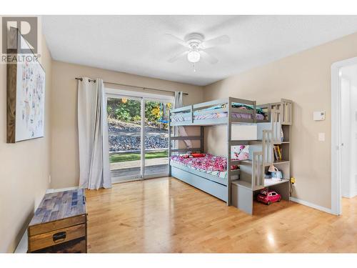 16639 Wentworth Road, Lake Country, BC - Indoor Photo Showing Bedroom