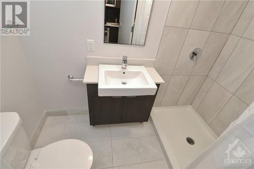 105 Champagne Avenue S Unit#1811, Ottawa, ON - Indoor Photo Showing Bathroom