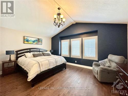 1934 Pennyroyal Crescent, Ottawa, ON - Indoor Photo Showing Bedroom