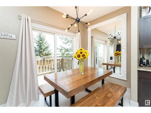 #32 15151 43 St Nw, Edmonton, AB - Indoor Photo Showing Dining Room