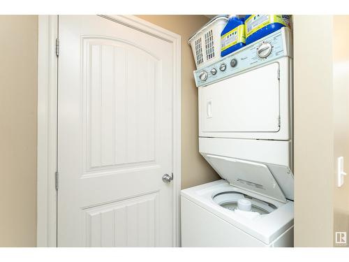 #32 15151 43 St Nw, Edmonton, AB - Indoor Photo Showing Laundry Room