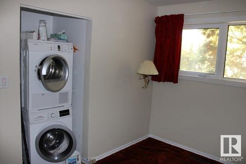 8014 163 St Nw Nw, Edmonton, AB - Indoor Photo Showing Laundry Room