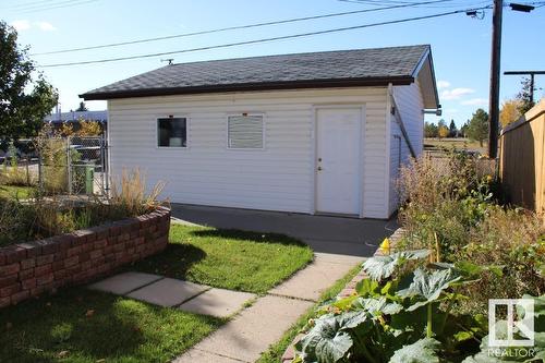 8014 163 St Nw Nw, Edmonton, AB - Outdoor