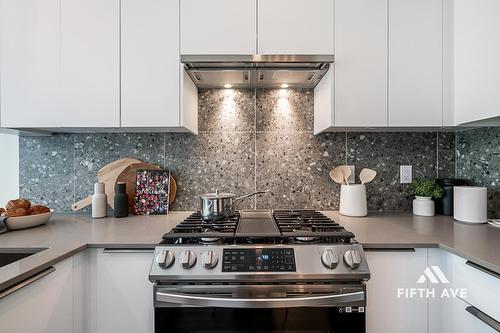 204 7936 206 Street, Langley, BC - Indoor Photo Showing Kitchen With Upgraded Kitchen