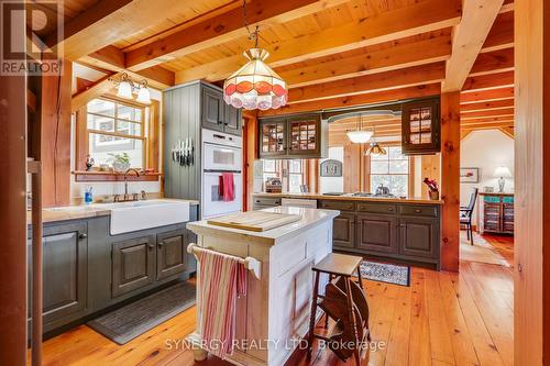 Kitchen - 71641 Old Cedarbank Lane, Bluewater (Dashwood), ON - Indoor