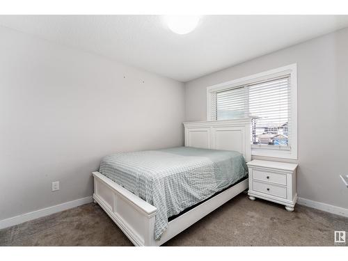 1797 Erker Wy Nw, Edmonton, AB - Indoor Photo Showing Bedroom