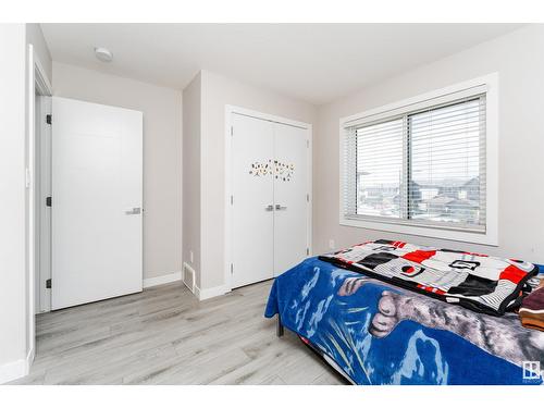 1797 Erker Wy Nw, Edmonton, AB - Indoor Photo Showing Bedroom