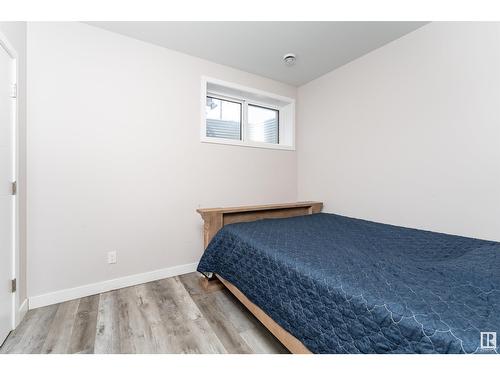 1797 Erker Wy Nw, Edmonton, AB - Indoor Photo Showing Bedroom