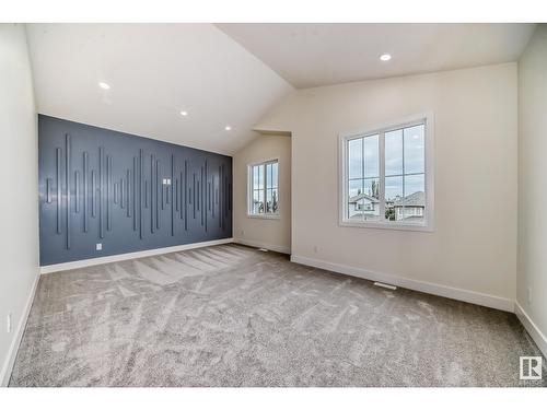 8387 Shaske Cr Nw, Edmonton, AB - Indoor Photo Showing Other Room