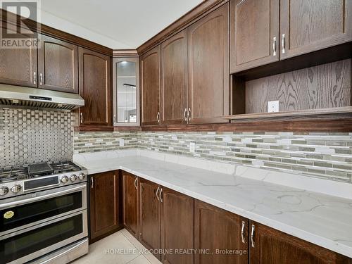 23 Gambia Road, Brampton, ON - Indoor Photo Showing Kitchen