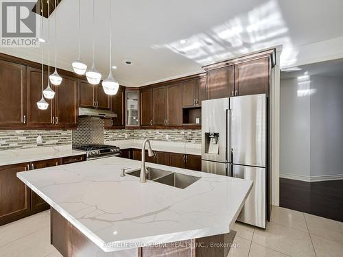 23 Gambia Road, Brampton, ON - Indoor Photo Showing Kitchen With Double Sink With Upgraded Kitchen