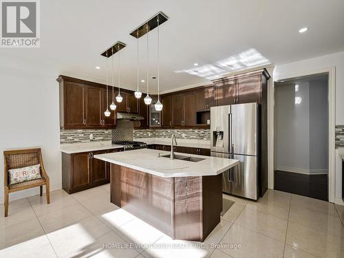 23 Gambia Road, Brampton, ON - Indoor Photo Showing Kitchen With Upgraded Kitchen