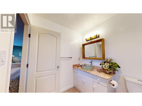 11905 Quail Ridge Place, Osoyoos, BC - Indoor Photo Showing Bathroom