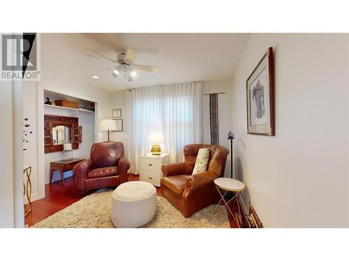 11905 Quail Ridge Place, Osoyoos, BC - Indoor Photo Showing Living Room