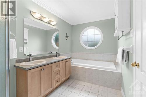 2 Coulson Court, Kanata, ON - Indoor Photo Showing Bathroom