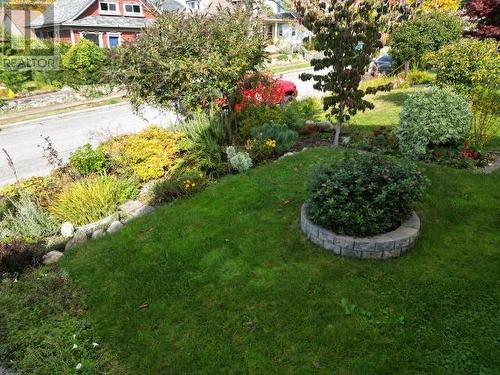 5820 Aspen Ave, Powell River, BC - Outdoor