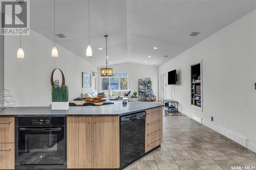 314 Centre Avenue, Meadow Lake, SK - Indoor Photo Showing Kitchen