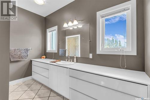 314 Centre Avenue, Meadow Lake, SK - Indoor Photo Showing Bathroom