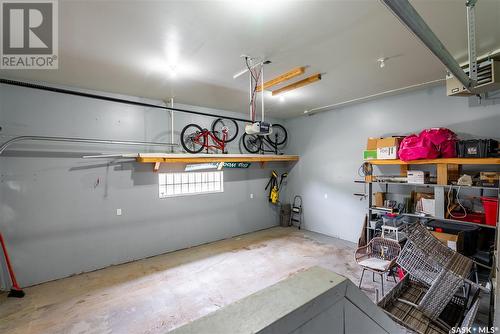 314 Centre Avenue, Meadow Lake, SK - Indoor Photo Showing Garage