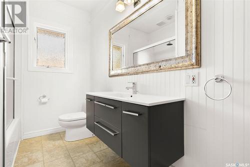 2700 Quinn Drive, Regina, SK - Indoor Photo Showing Bathroom